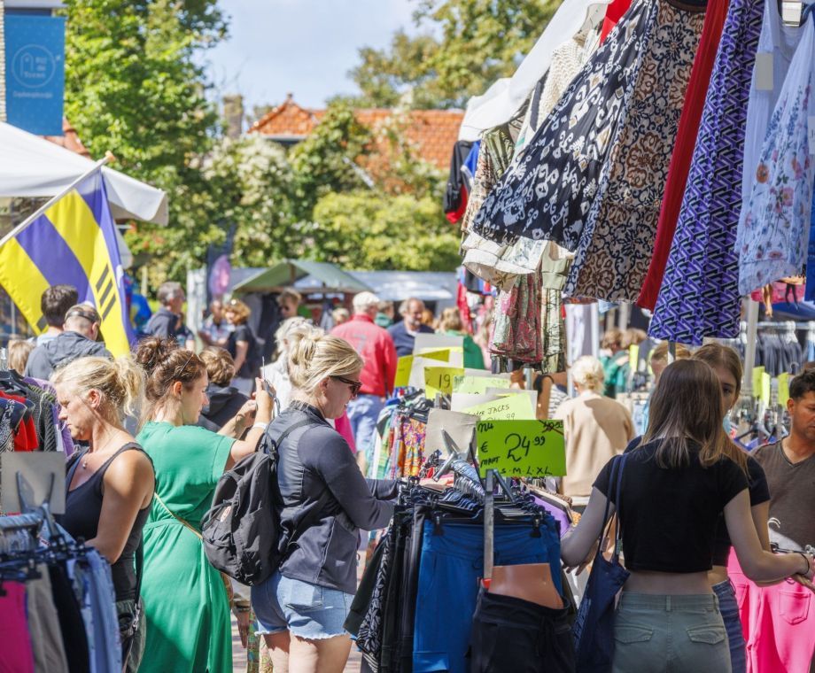 Markets and fairs - VVV Ameland - Wadden.nl