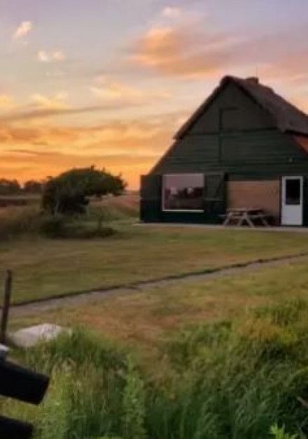 Nature houses on Texel - VVV Ameland - Wadden.nl